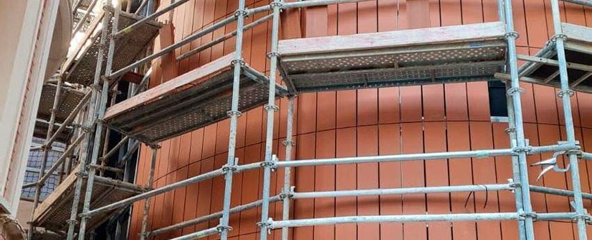 Instaladores de fachadas ventiladas cerámicas FAVETON en Guadalajara