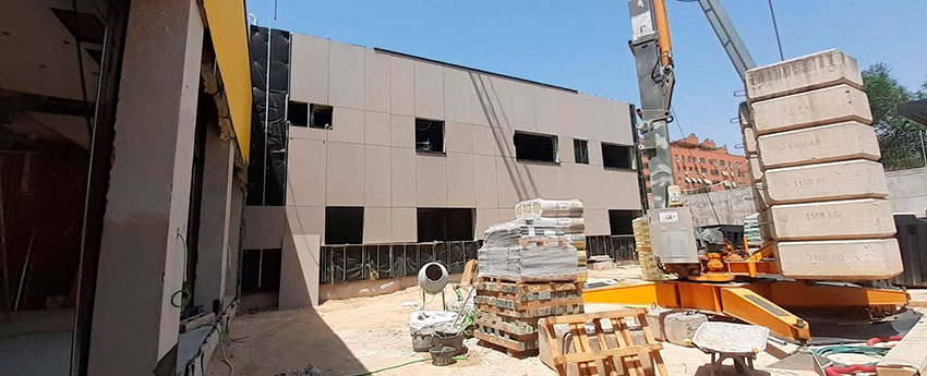 Instaladores de chapas y paneles sandwichs EUROPERFIL en Madrid