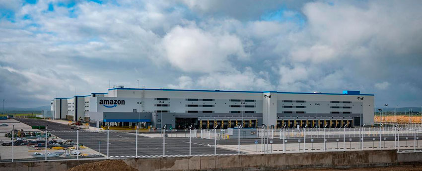 Nave logística de Amazon en Badajoz