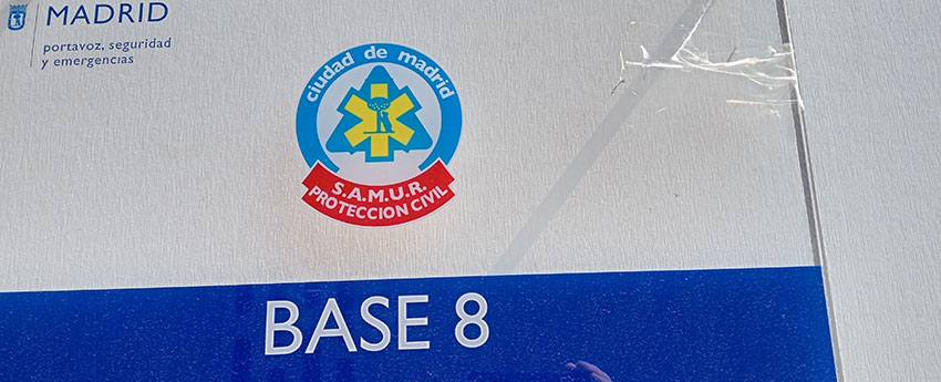 Policia local y base del Samur en Madrid, c/ Hoyuelo