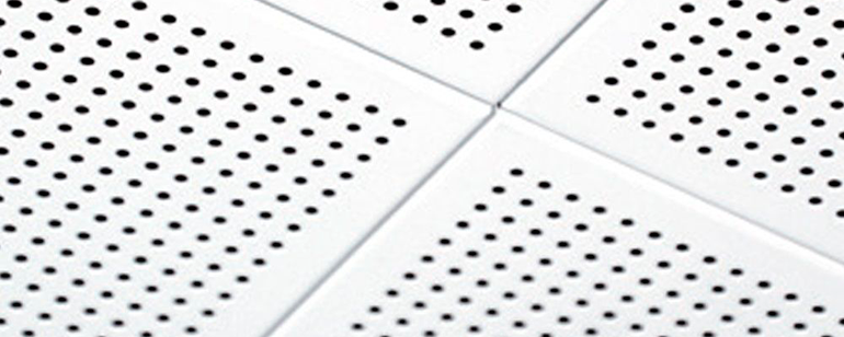 Instaladores de falsos techos registrables metálicos